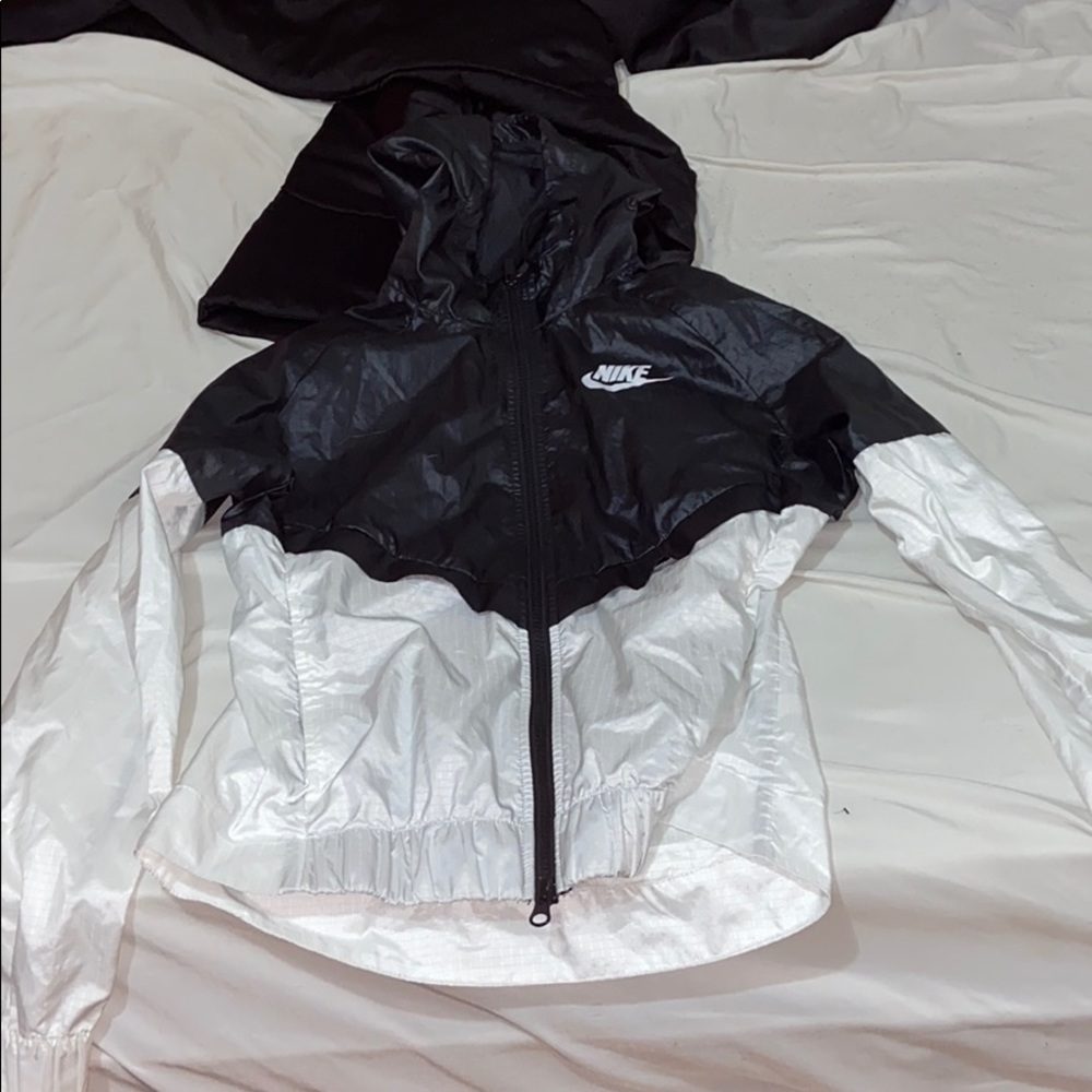 Nike windbreaker